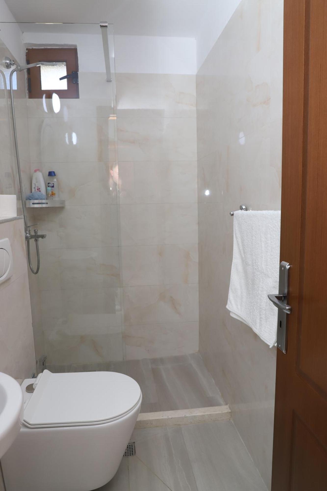 Guest House Lion Берат Экстерьер фото